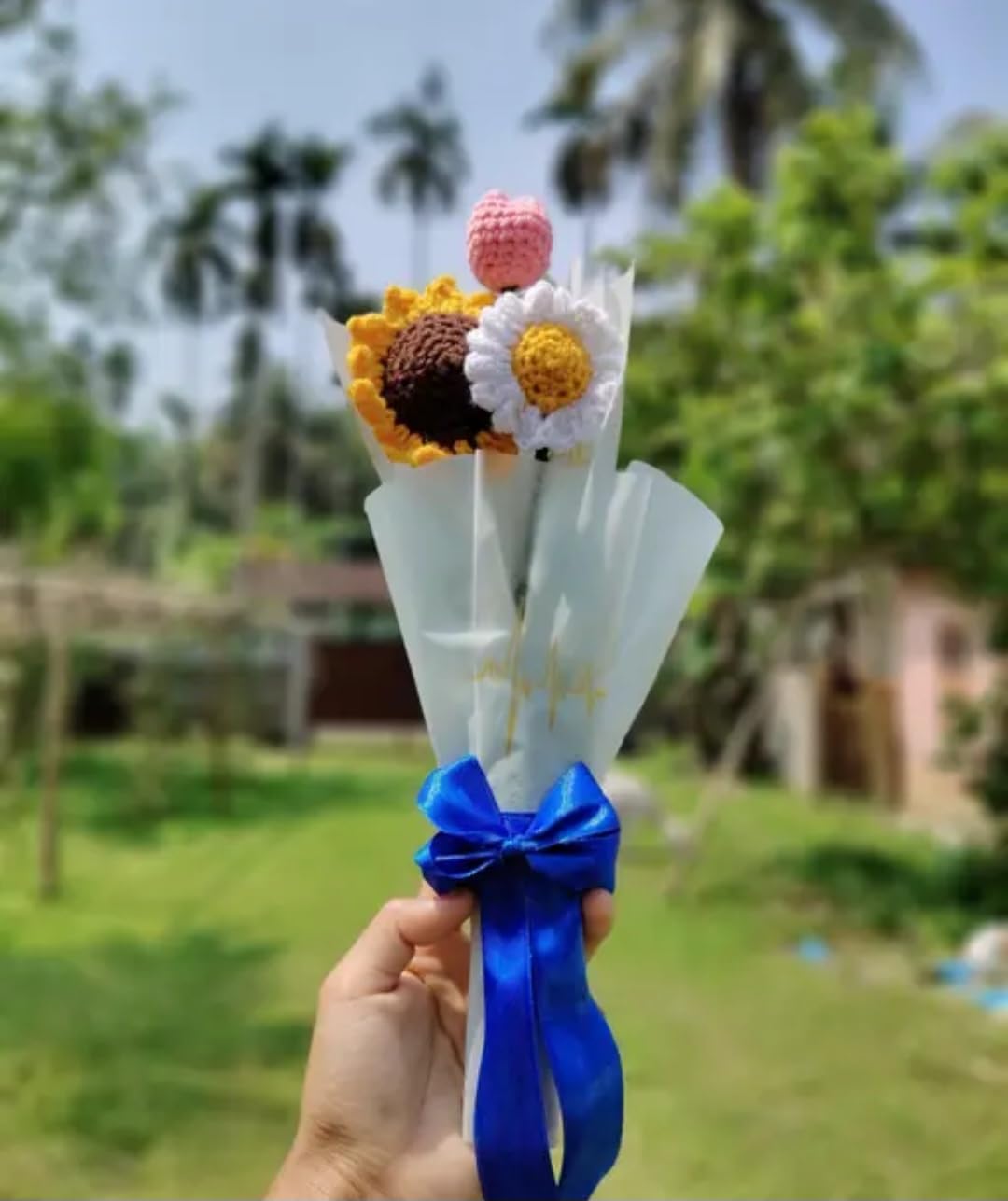 Fleurs au crochet fait main pour une décoration de table bohème