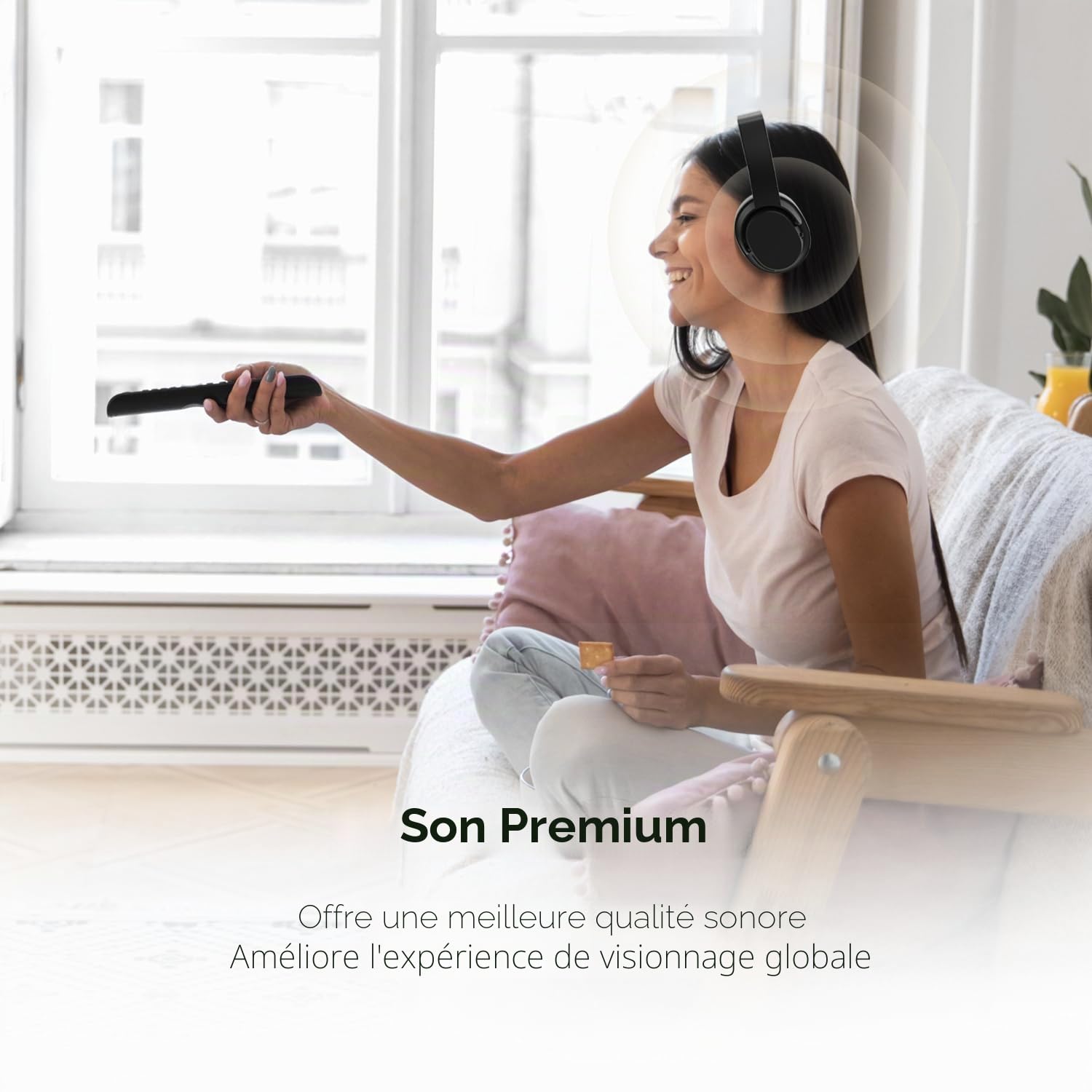 Casque TV sans fil, casque TV sans fil pour personnes âgées avec base de charge émetteur, casque Bluetooth compatible avec tous les téléviseurs, pas de retard audio, Plug and Play, cadeau pour les