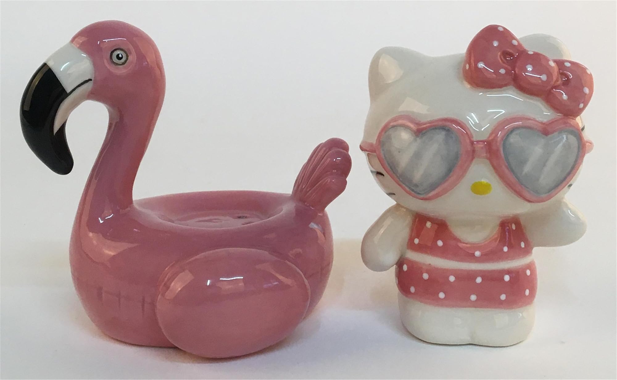 Amazon.com: Hello Kitty Flamingo Salt and Pepper Set, Pink, 5.75