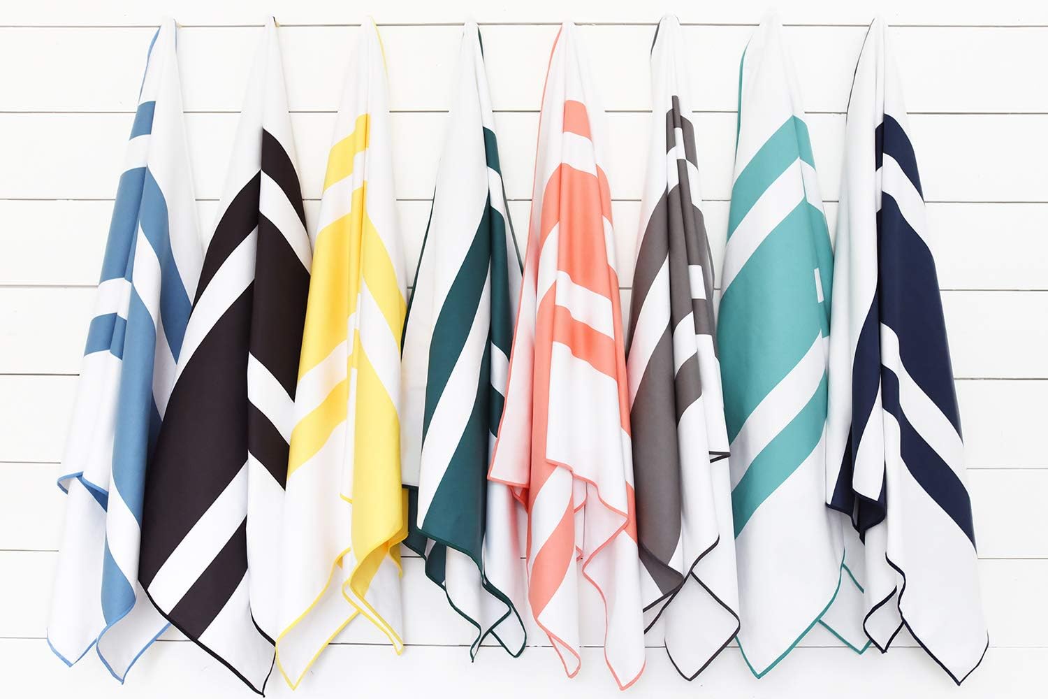 Laguna Beach Textile Co. Recycled Microfiber Quick Dry Beach Towel - Juniper Green