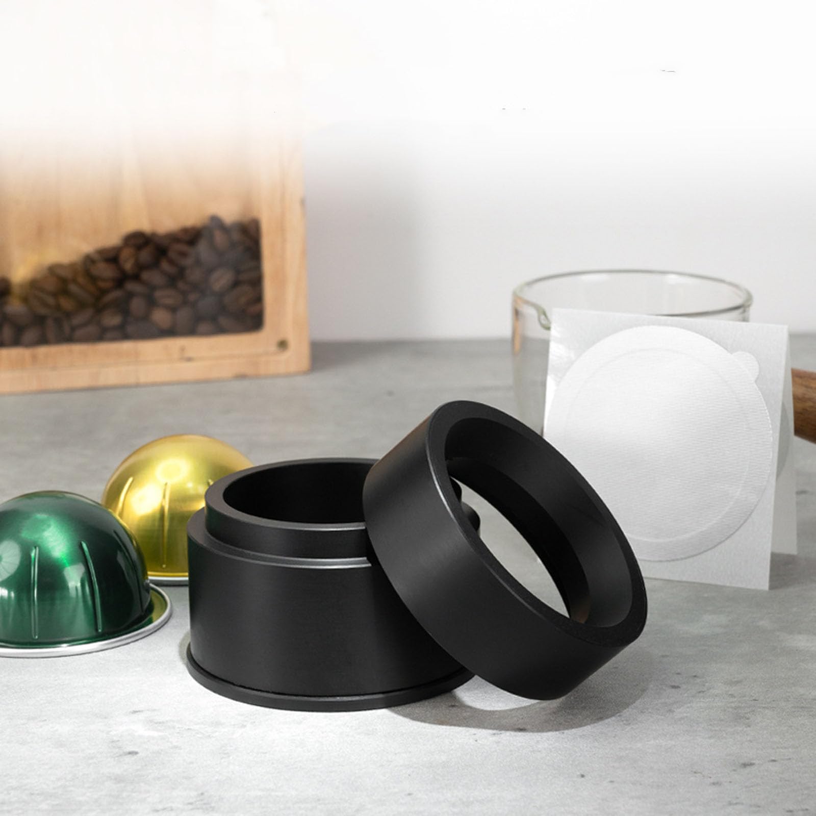 Strumento di ricarica multifunzionale per tazze da caffè con applicatore per pellicola sigillante e funzione di rimozione del coperchio, ricarica più veloce per risparmiare tempo, supporto