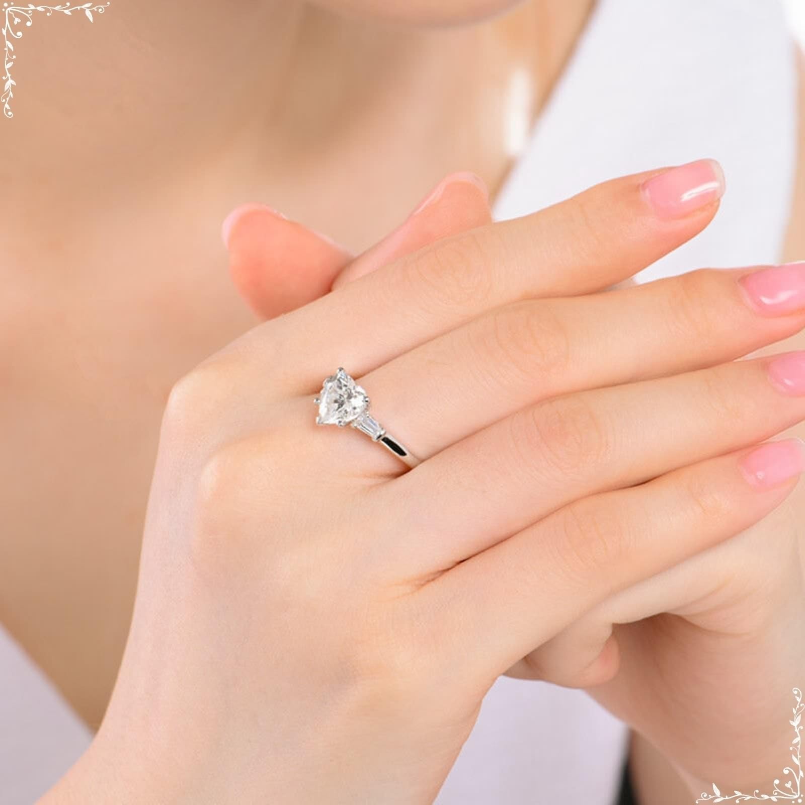 Wycian Moissanite pierścionki zaręczynowe pierścionek obietnica białe złoto 18K serce rozmiar H 1/2 moda dla pań biżuteria urodzinowa