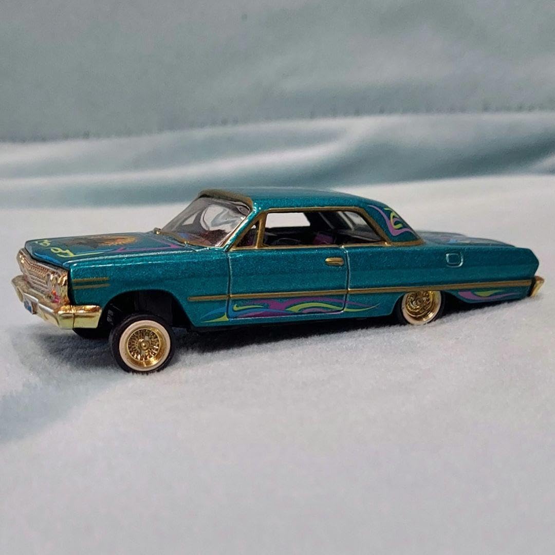 1/64 カラー インパラ 車高上げ下げ トランク開閉 1964