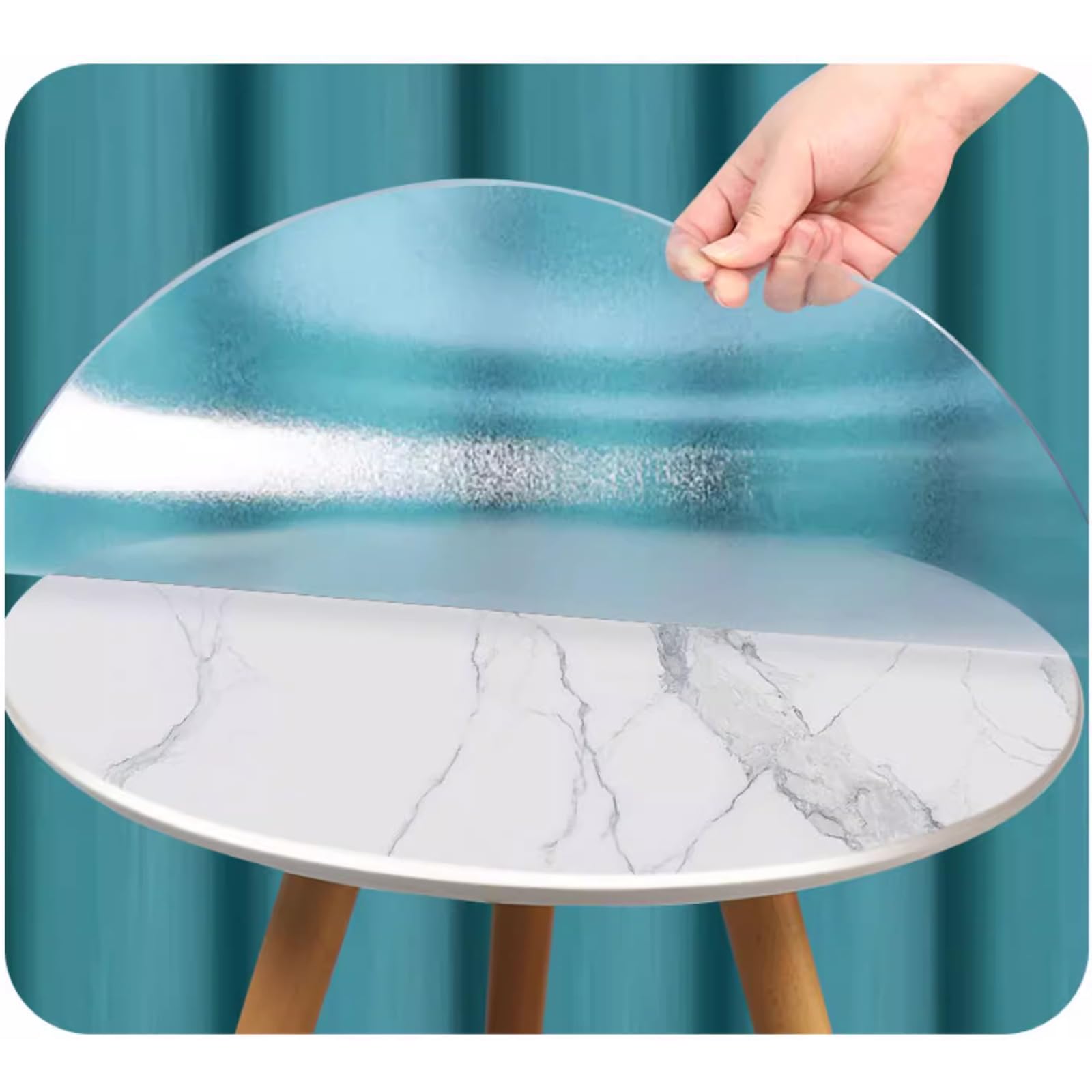 Table de salle à manger ronde protégée avec ce film en PVC givré 2 mm