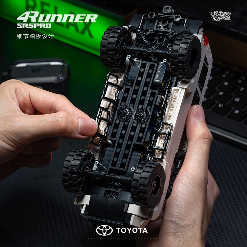 Toyota 4Runner SR5PRO Car Building with Collectible Display Container, TOYOTA Officially Licensed SUV - Image 4