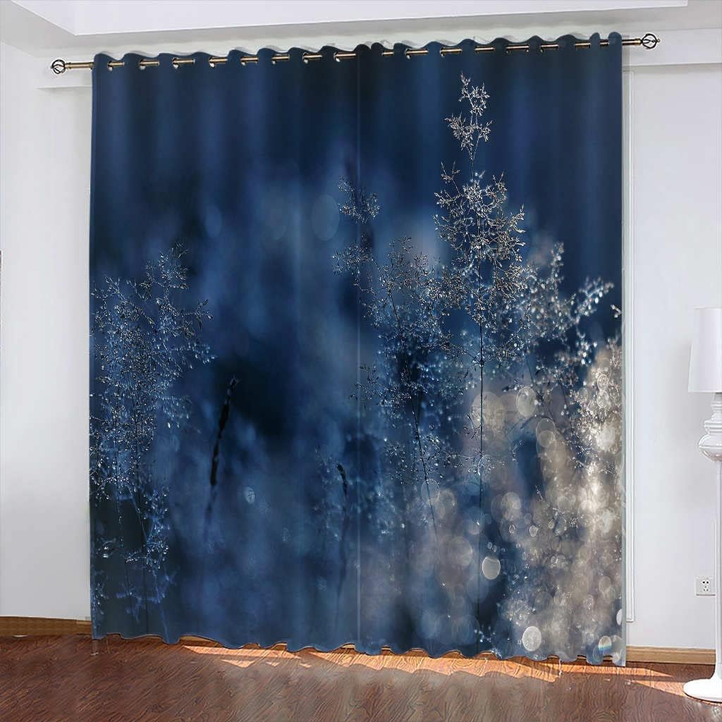 Rideaux de chambre occultants pour créer un cocon thermique motif nature hivernale