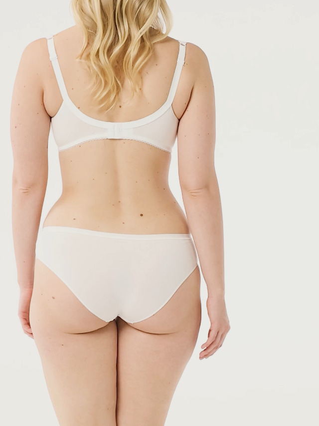 Slip generous broderie blanc Dim | La Redoute