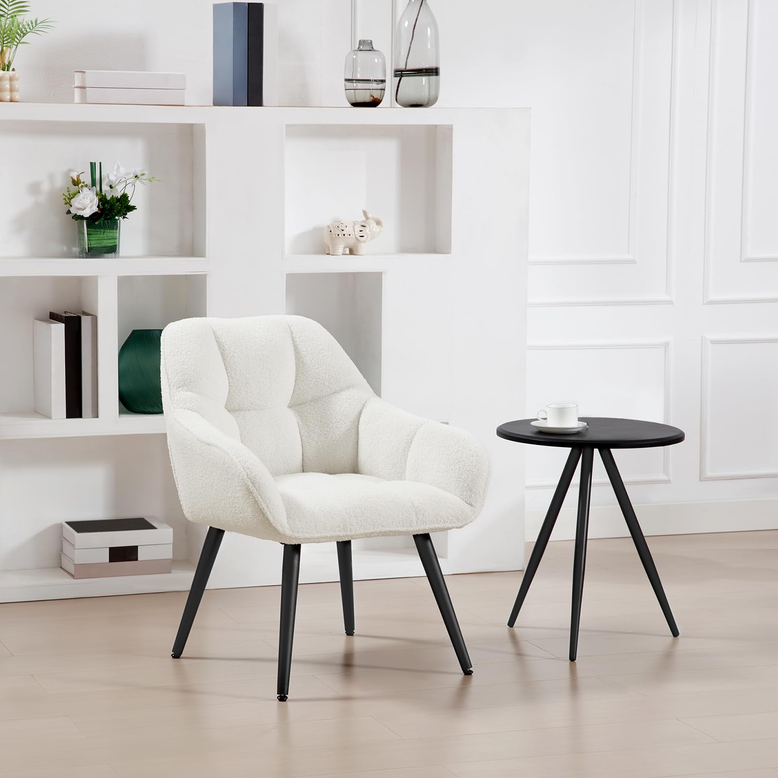 WOLTU Sillón Relax, Butaca Nórdica, Asiento Acolchado Patas de Metal, Crema | Silla Lectura Tapizada de Rizo, Silla Dormitorio con Reposabrazos, Esponja suave, Sillón Moderno para Salón y Dormitorio