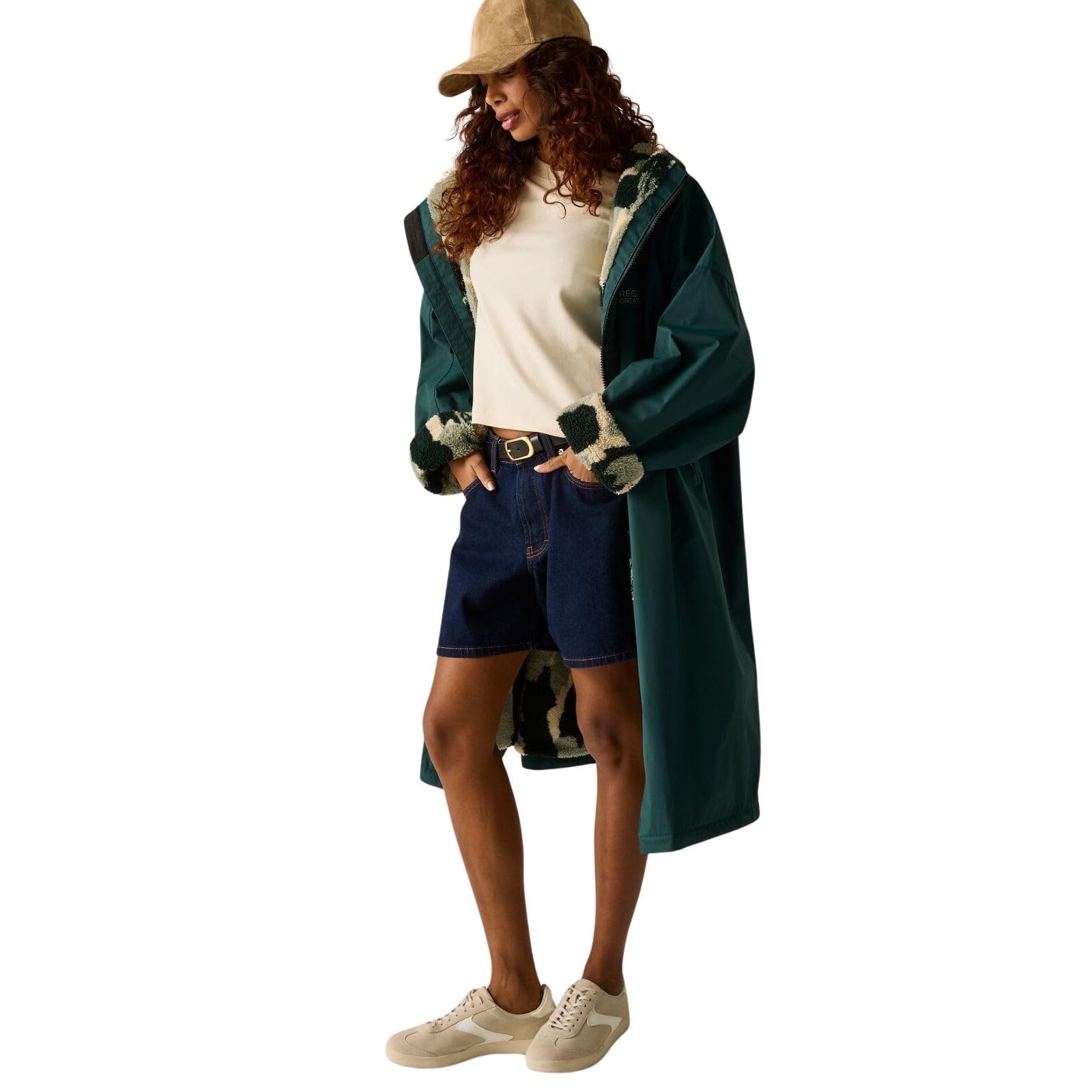 Regatta Adult Waterproof Changing Robe