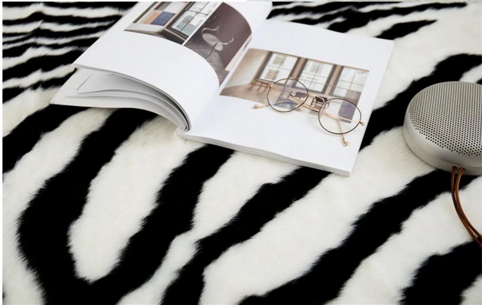 Grande tappeto zebrato in finta pelliccia, 1,5 m x 2 m, adatto per camera da letto, soggiorno, decorazione occidentale, finta pelliccia, tappeto in pelle di mucca, nero e bianco