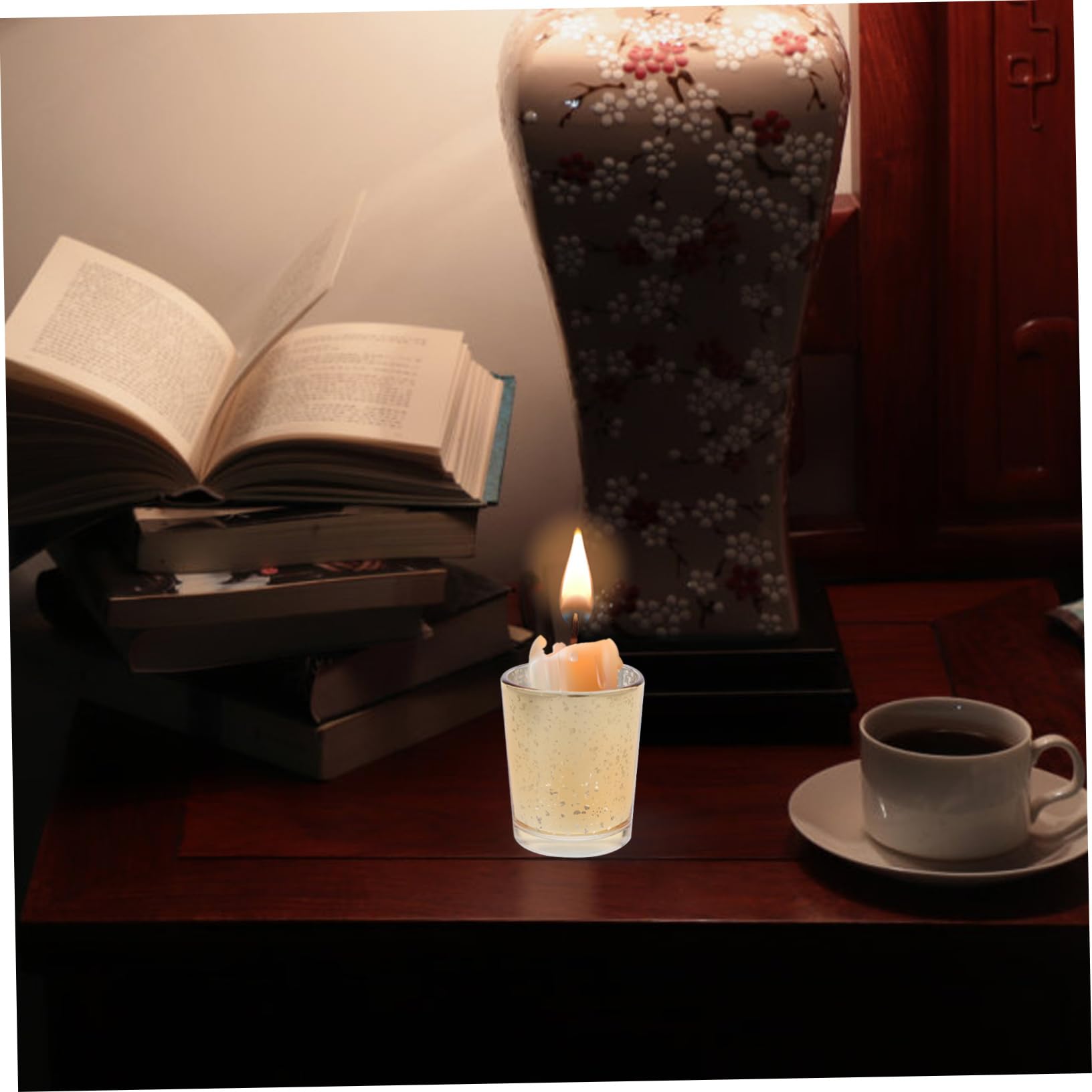 Portavelas de Cristal Dorado 12 Piezas para Velas de Té | Vidrio, Diseño Elegante de Aire Antiguo, Centro de Mesa y Decoración de Sobremesa