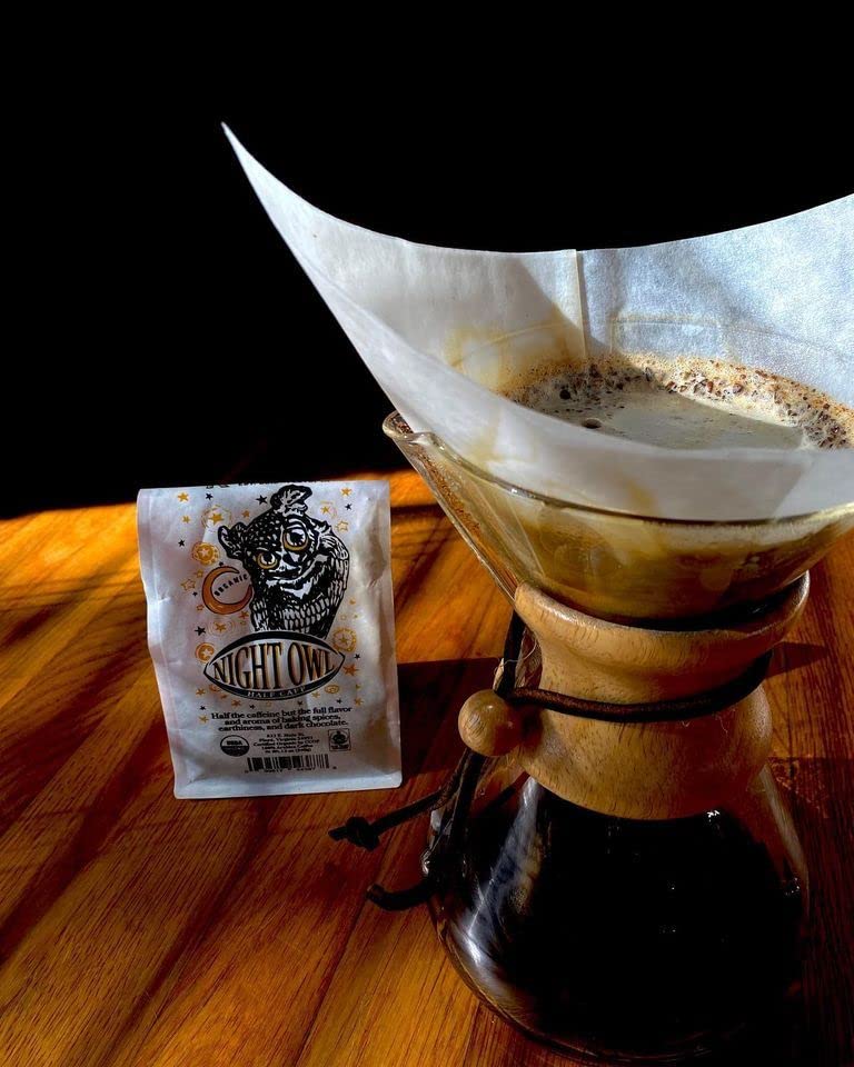 Miniatura 3 de Red Rooster Coffee, Café orgánico Night Owl Half-Caff Grano entero de tostado medio Notas de cacao y especias para hornear 12 oz USDA Organic,