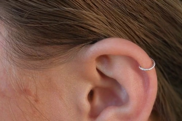 Sterling Silver Twisted Helix Hoop – 20G 8mm Ear Piercing Ring for