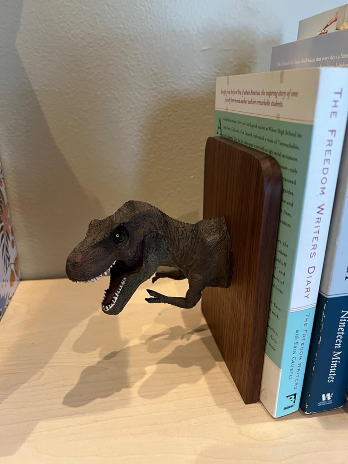 Dinosaur Bookends, T-Rex Sculpture, Set of 2, Resin, Brown (T-Rex)