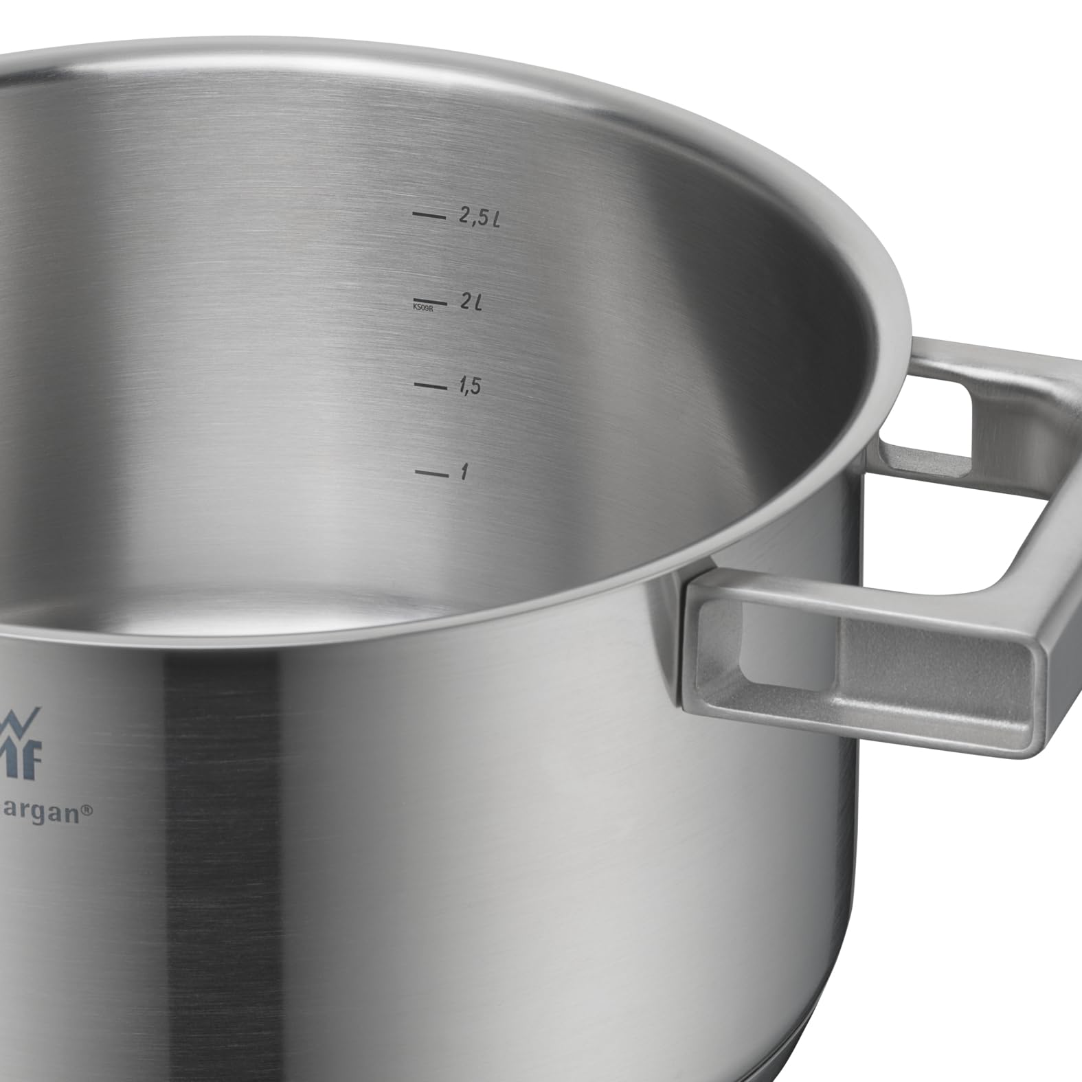 WMF Ultimate Cool - Olla de 20 cm Con Tapa, Cacerola Pequeña de 3,7 L de Acero Inoxidable Cromargan Mate Apto para Inducción, Sin Revestimiento, Apta para Lavavajillas