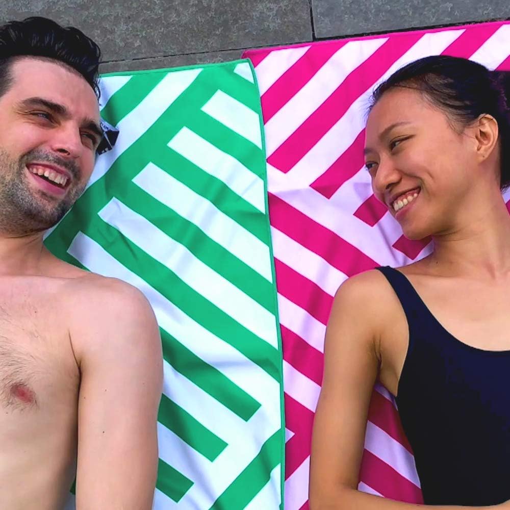 DARCHEN Microfiber Beach Towels Oversize Quick Dry Towel [1 or 4 Pack] - Travel Beach Towel for Swimming Pool, Sand Free Towel(Extra Large XL 70x35, Large 63x31.5) for Kids Adult, Compact Lightweight : Sports & Outdoors