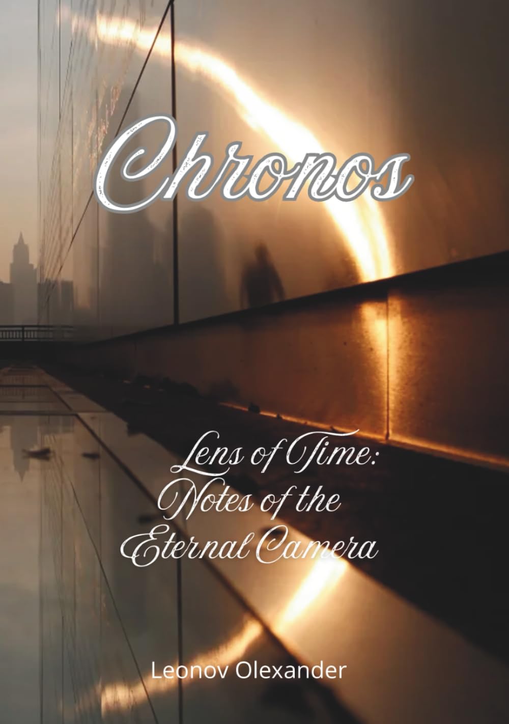 Chronos Lens of Time Notes of the Eternal Camera embellit votre salon et vos moments de lecture