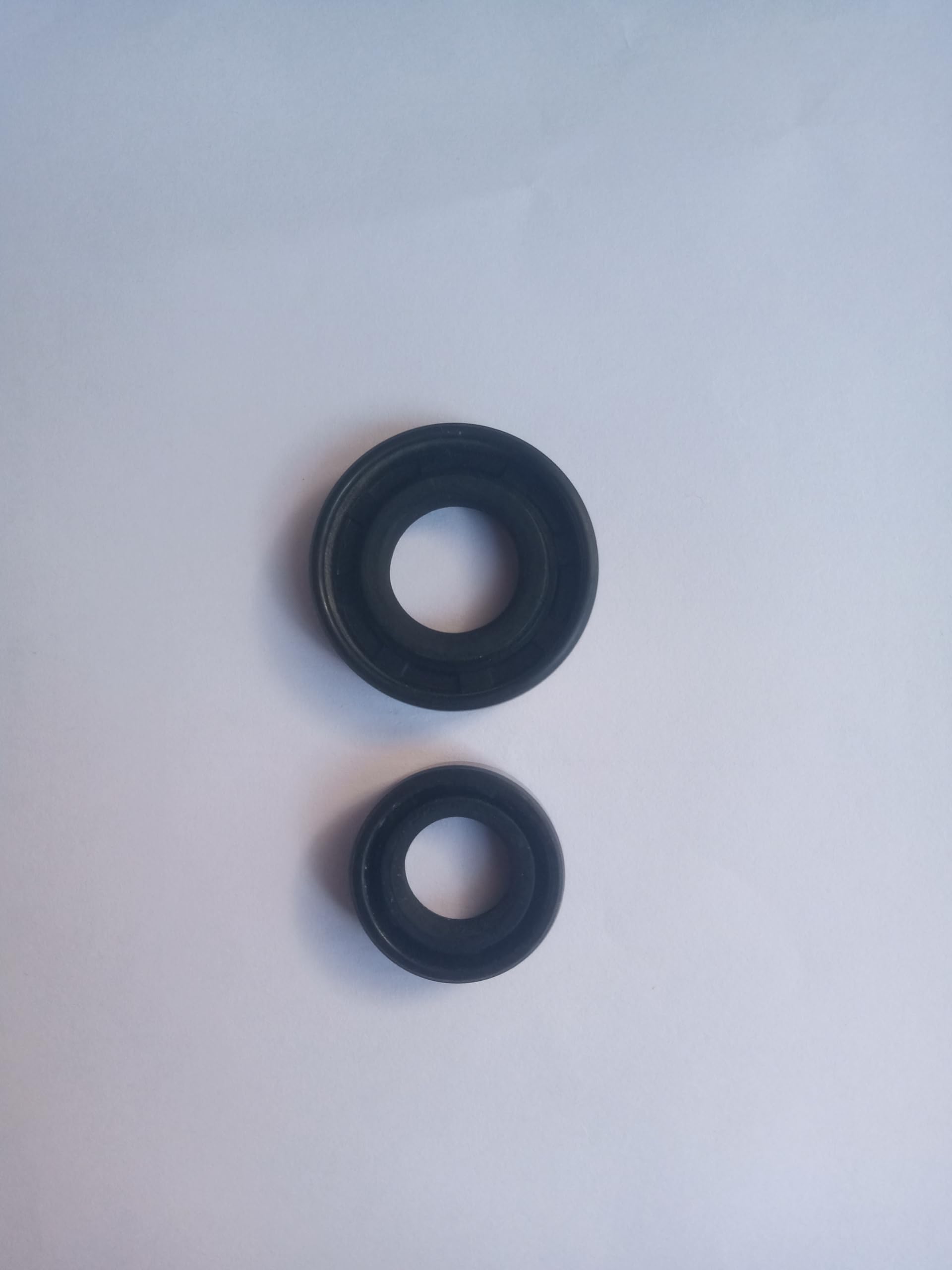 KISTON 2 Pcs of Oil Seal for 2 Stroke 52 cc/43CC Engine for Brush Cutter (Big and Small) (B0CV3YN6NZ) Amazon Price History, Amazon Price Tracker