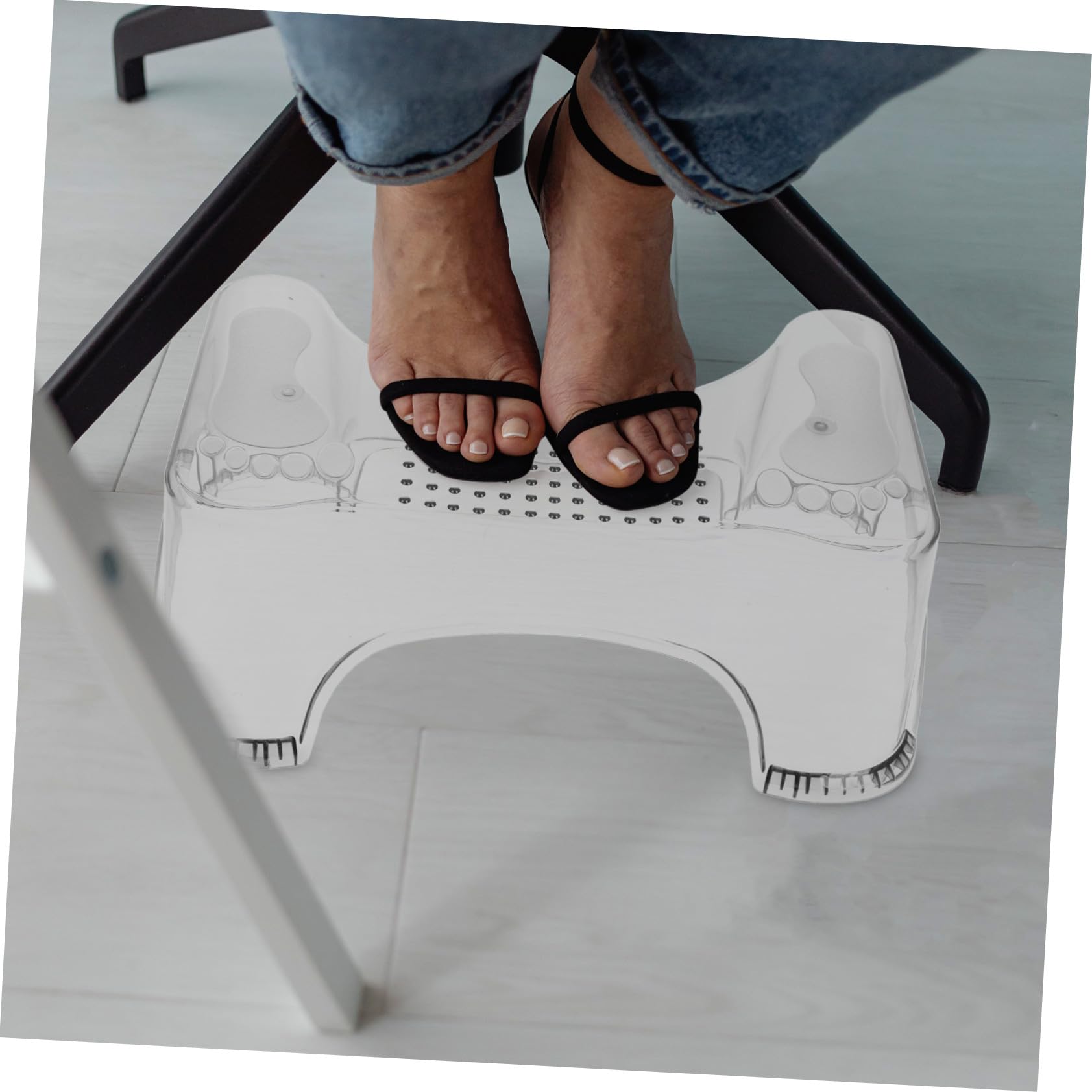 Hemobllo Taburete de Baño para Niños Pequeños y Reposapiés Antideslizante, Altura Ajustable, Plástico Duradero, Diseño Elevado para Entrenamiento en Baño, Color Gris Translúcido, Uso