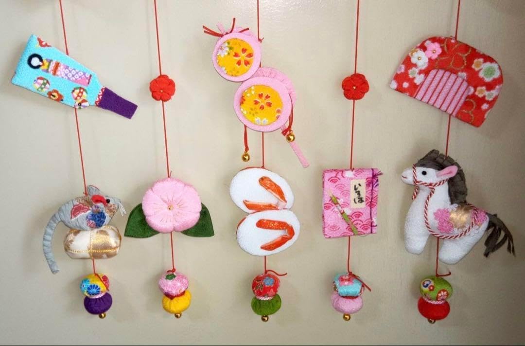 【お値下げ】ひな祭り用つるし雛(2025-10 うさぎ) お値下げ】ひな祭り用つるし雛(2025-10 うさぎ) ちりめん細工
