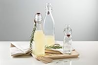 Vista 2 de Kilner Botella de vidrio cuadrada con tapa oscilante 18.5 oz