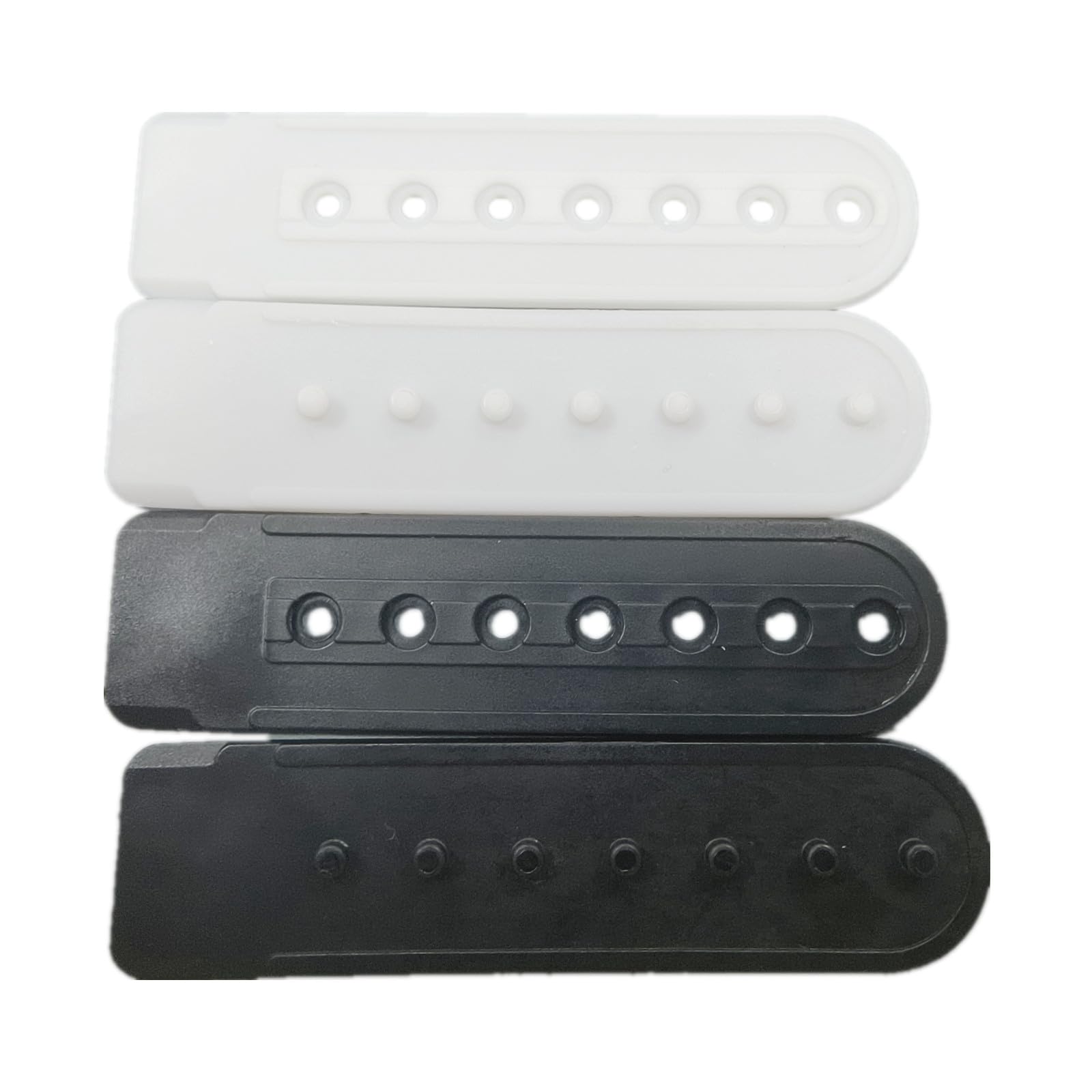 BeeSpring Plastic Hats Caps Replacement Fastener, 2 Pairs Soft Buckles with 7 Holes, Black and White, for DIY Snapback Hat or Cap Strap Repair