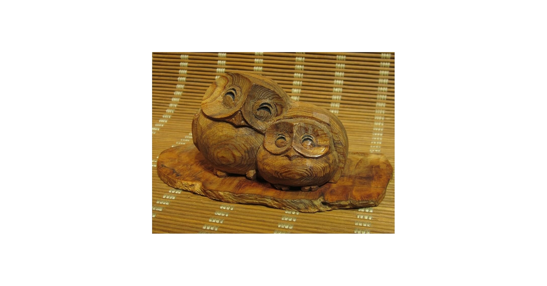 夫婦ふくろう！おしどりふくろう置物　屋久杉工芸品 Amazon.co.jp: 屋久杉工芸品 フクロウ置物 親子 家族 山中良行