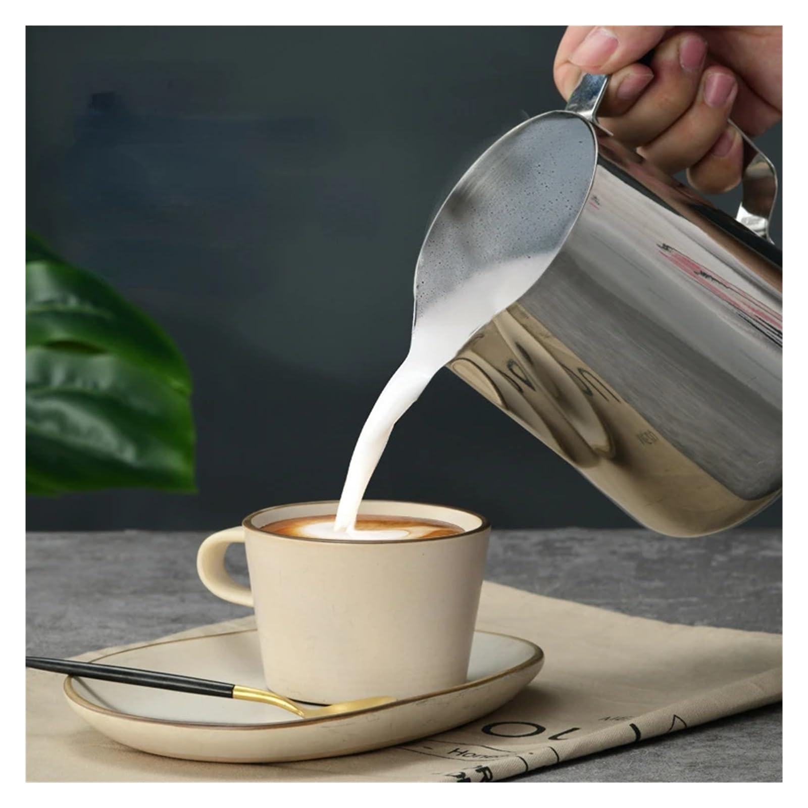350/600/1000 ml Milchkännchen aus Edelstahl for Aufschäumen von Kaffee und Latte(350ml)