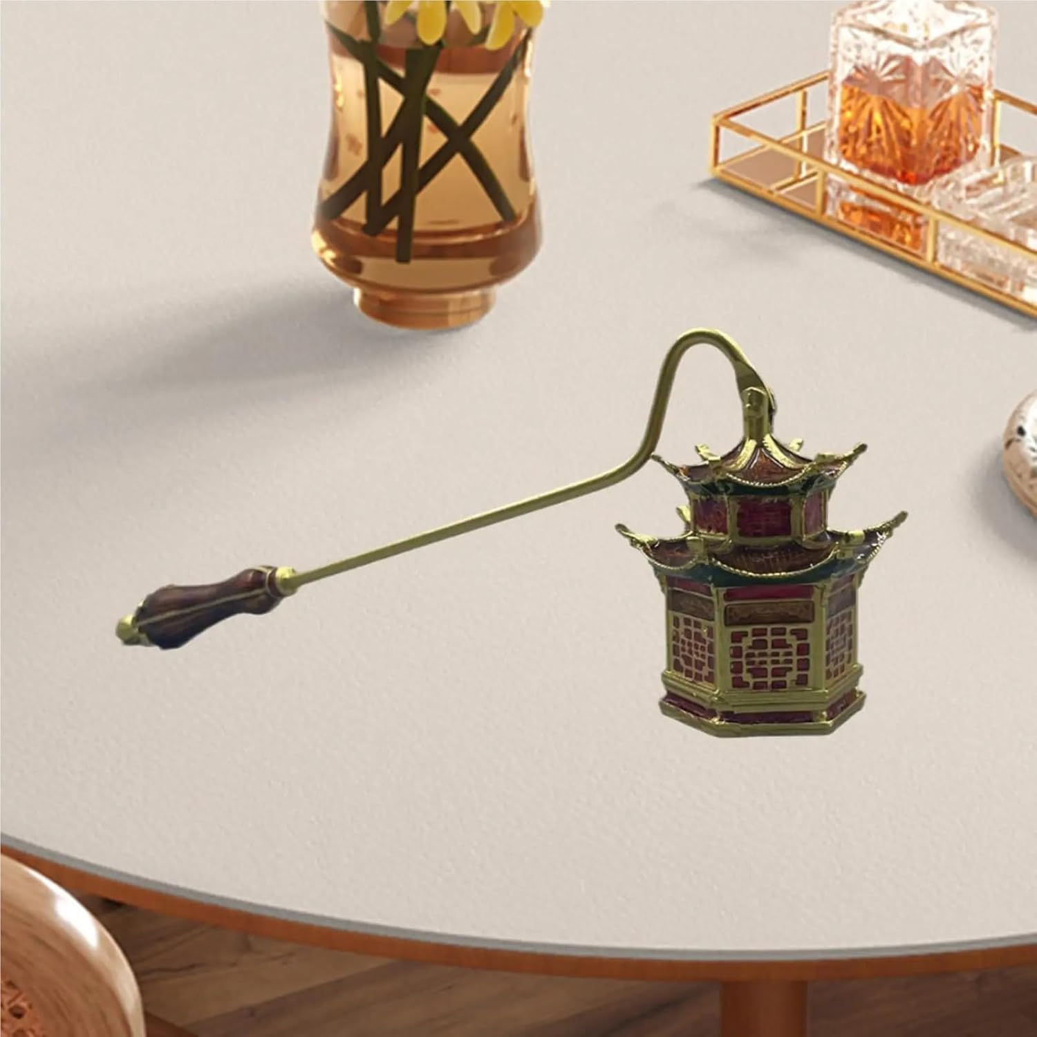 Candle Snuffer Candle Snuffer with Long Handle Extinguish Fire Extinguisher Extinguish The Candle