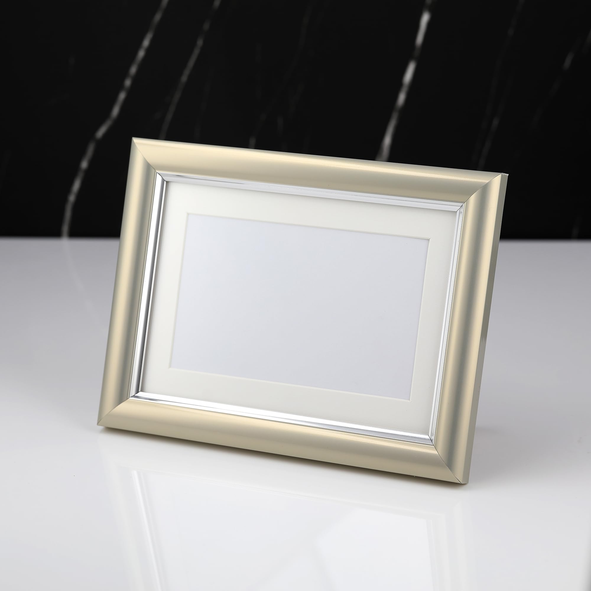 確認用   写真立て 六ツ切サイズ 200×250mm 額縁 ポスターフレーム パネル 写真たて