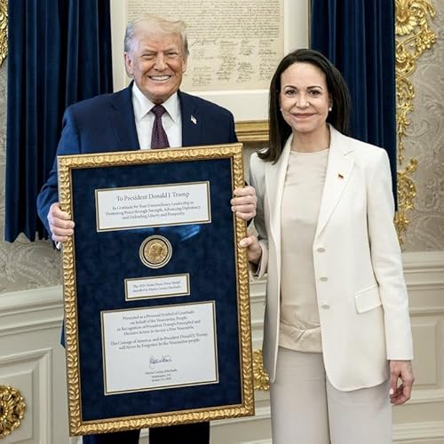 Couverture de Minnesota, Nobel medal, Powell and remote-controlled tanks