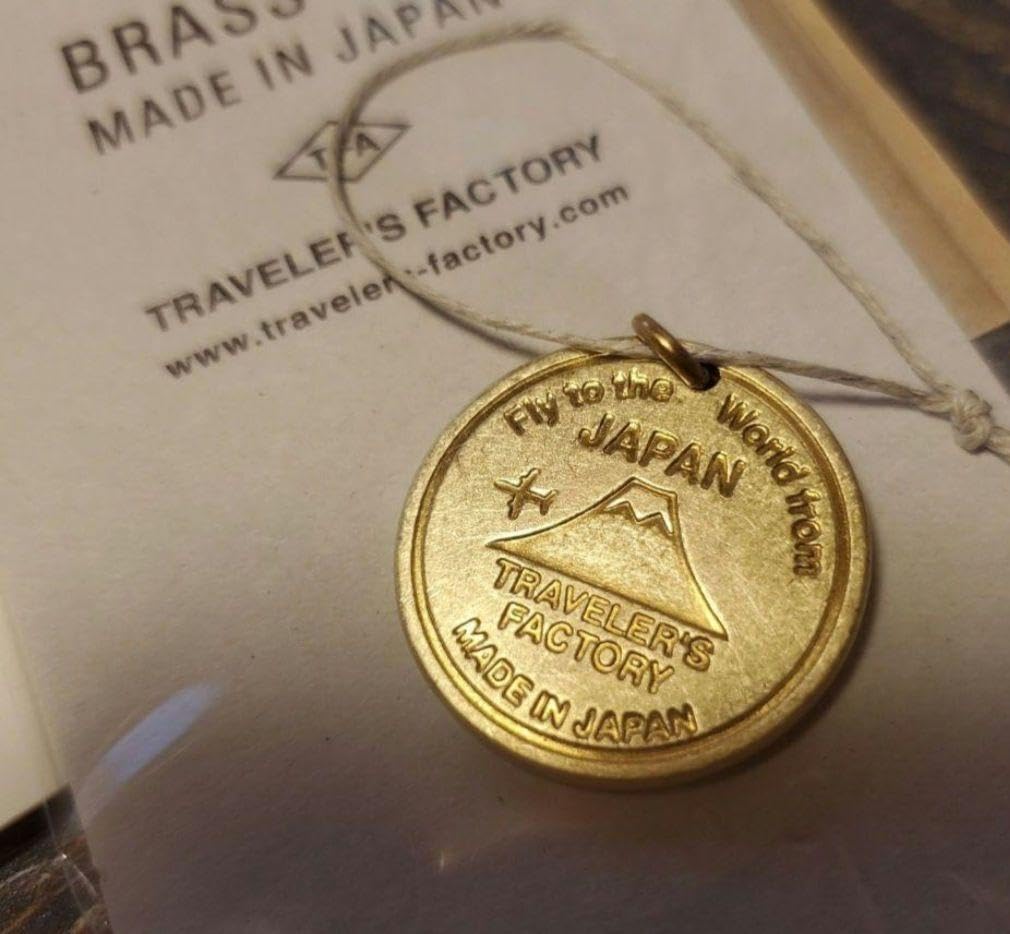 東京駅限定　トラベラーズノート　ブラスタグつき 東京駅限定 トラベラーズノート ブラスタグつき Amazon.co.jp