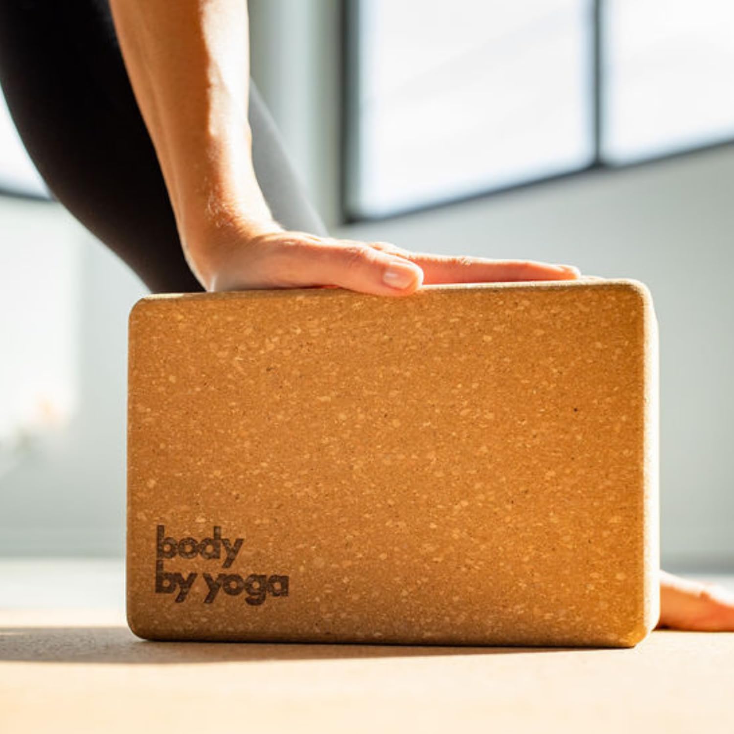 Hochwertige Yoga-Blöcke aus Kork, extra große Yoga-Blöcke mit leistungsfähigem natürlichem portugiesischem Kork, hohe Dichte, rutschfeste Unterstützung für sichereres Balancieren, 2 Stück