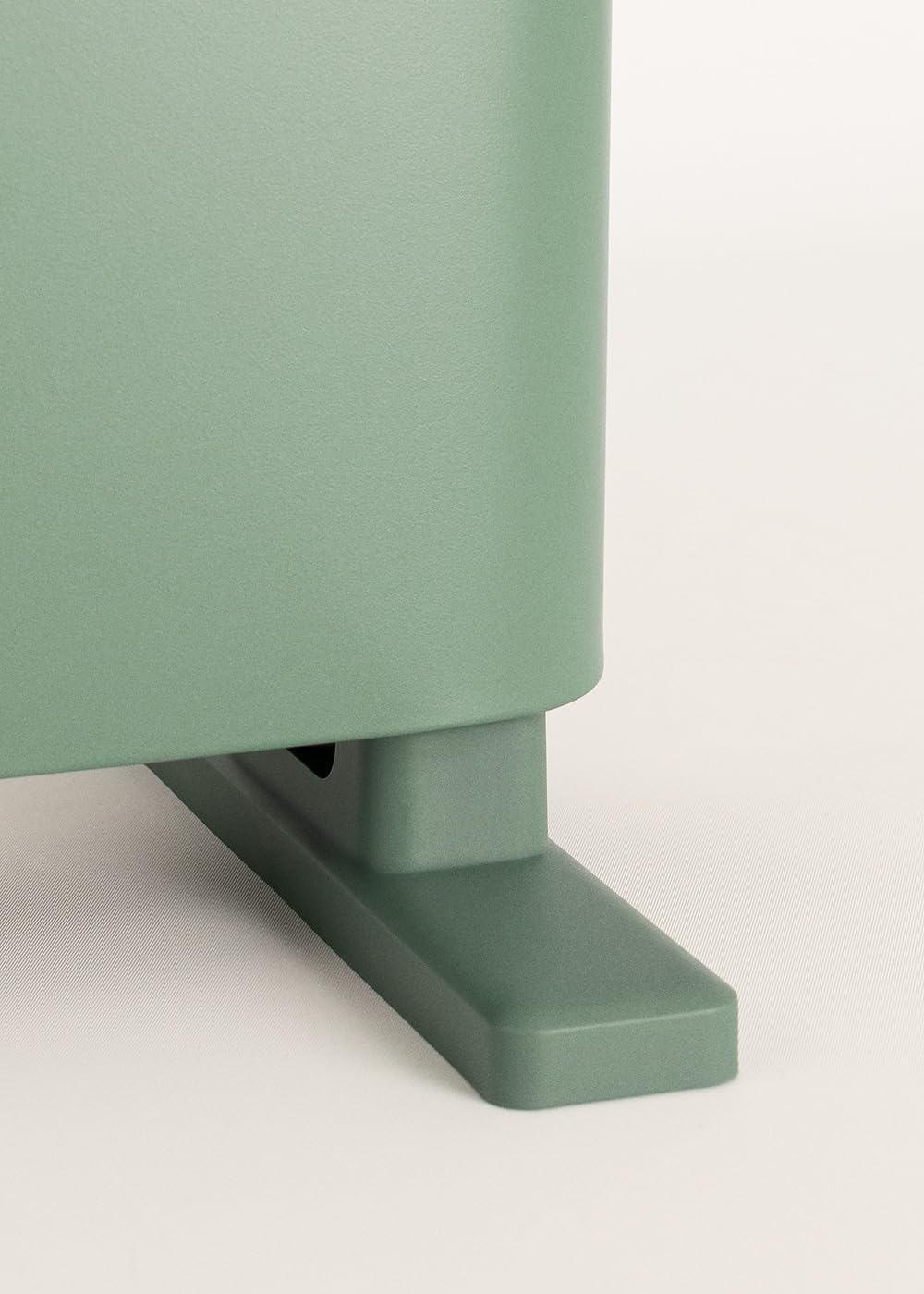 CREATE/WARM HANDY COLOURS/Convettore riscaldante ad aria Verde Sage/Funzione ventilatore e aria calda, ambienti fino a 20m², 4 modalità, leggero, basso consumo, 57x23x43 cm, 2000W