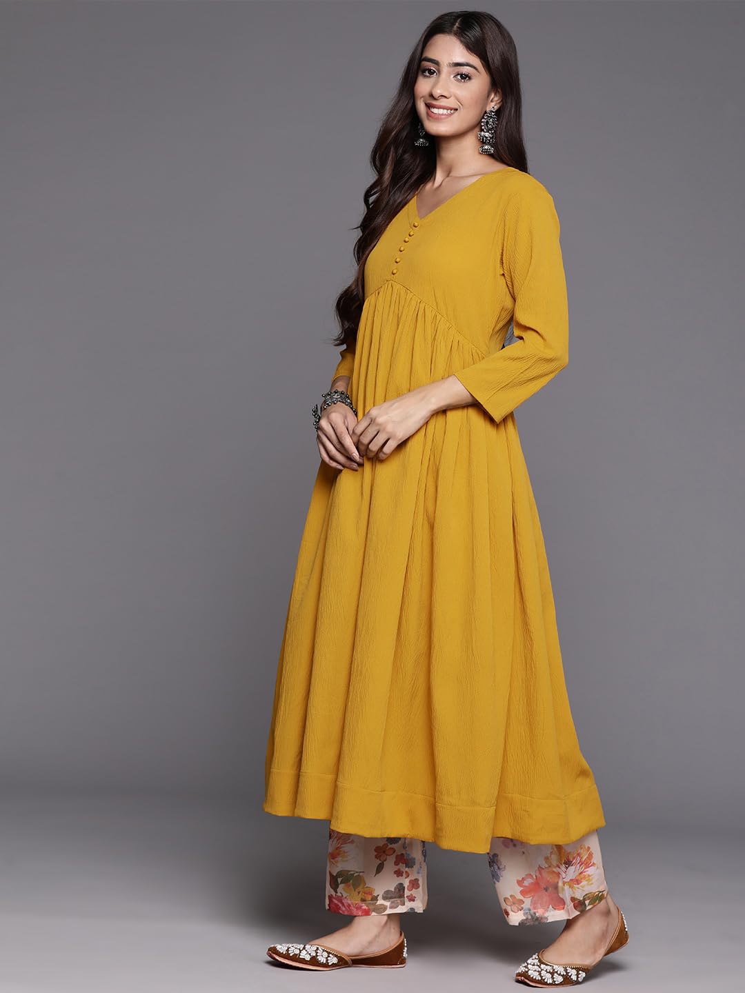 Varanga Women's Crepe Regular Kurta Set (Nv_Vskd31445_Vardup1404_Yellow