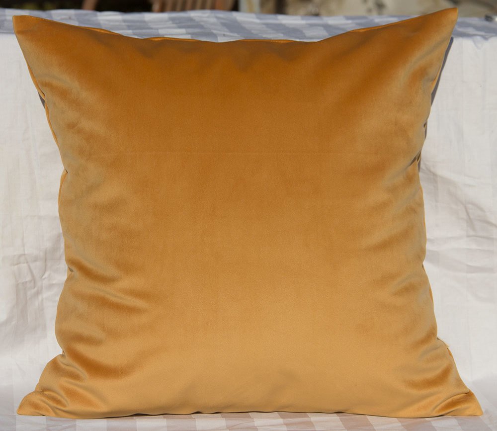 TangDepot 2-Pack Super Soft Velvet Pillow Covers, 20x20 Grass Green — view 48