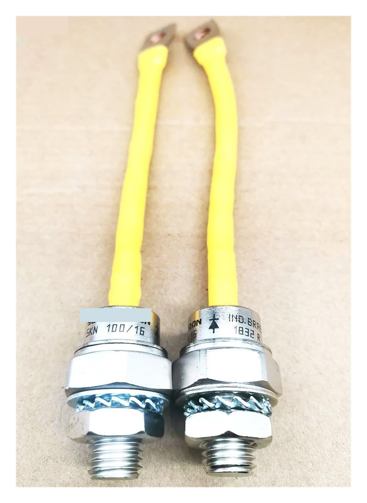 BFSYDLUJ 1pcs VS-SD300R32PC SKN100/16 SKN100/12 SKN100/14 SKN100/08 diode thyristor(SKN100-16)