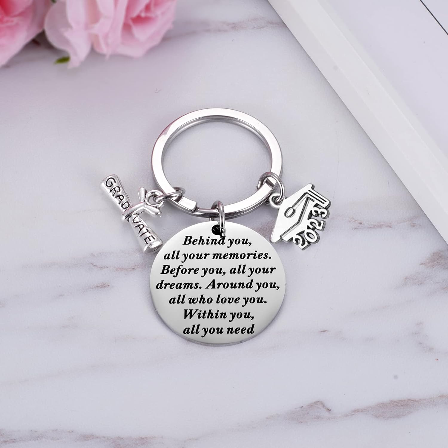Miniatura 2 de Ukodnus Llavero de graduación 2023, llavero inspirador de graduación para personas mayores, idea de regalo de graduación para él o ella, plateado