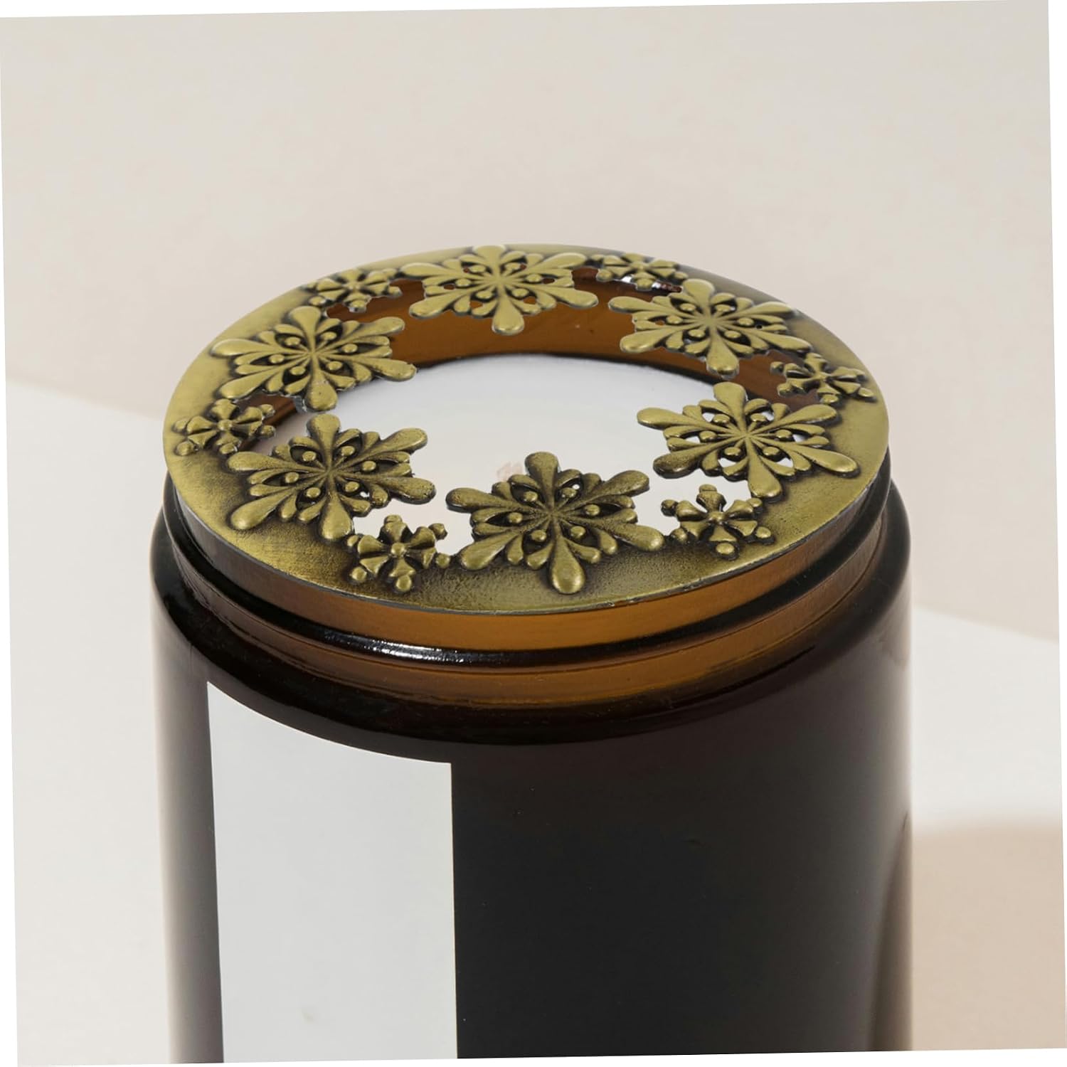 Hollow-Out Candle Topper Lid Artistic Candle Jar Covers Heat-Gathering Shade for Home Decor