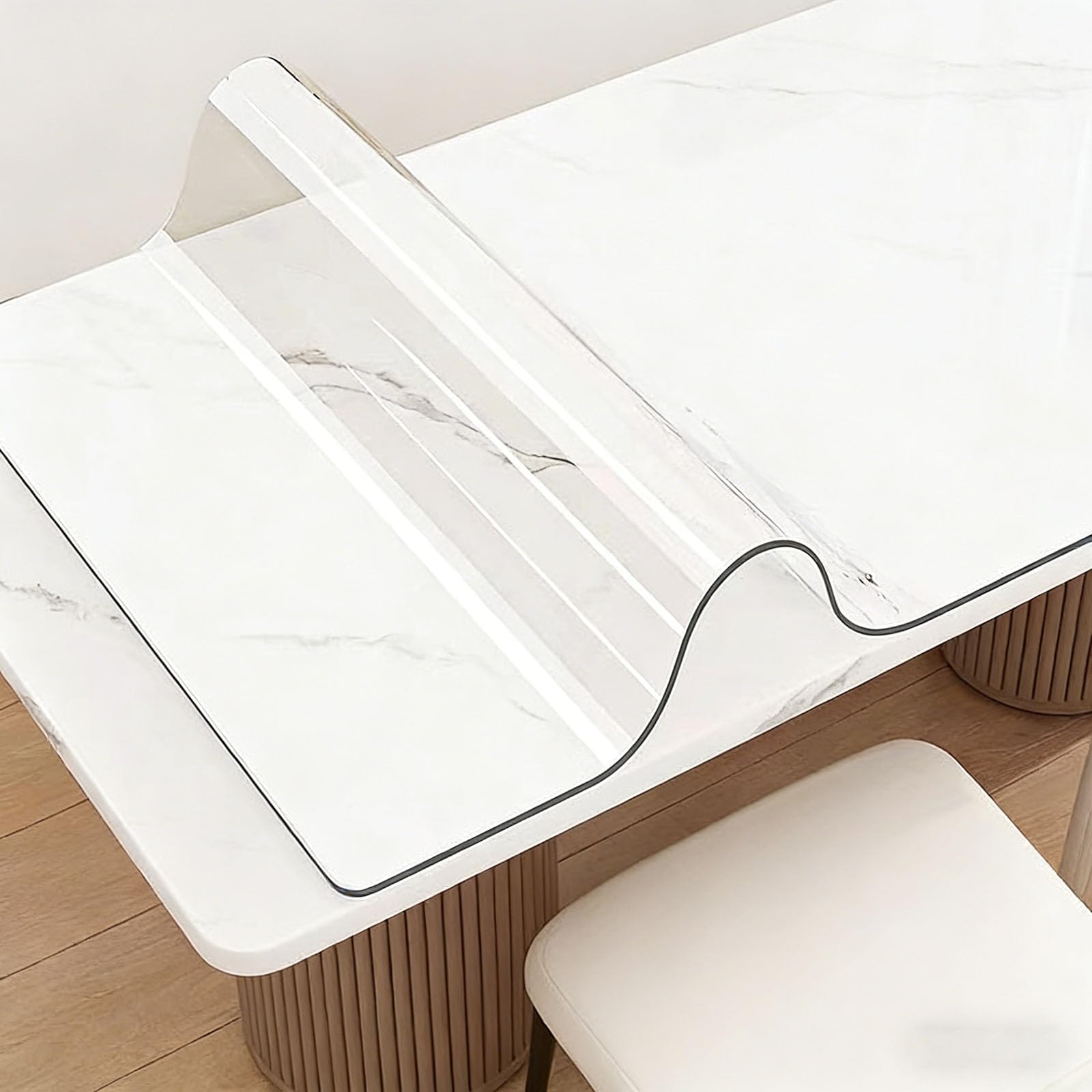 Protection de table en PVC pour repas de famille et activités créatives à la maison