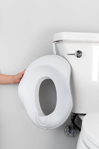 Miniatura 8 de Ubbi Entrenador de inodoro ajustable para niños pequeños en entrenamiento para ir al baño con asas integradas y gancho para orinal para un fácil