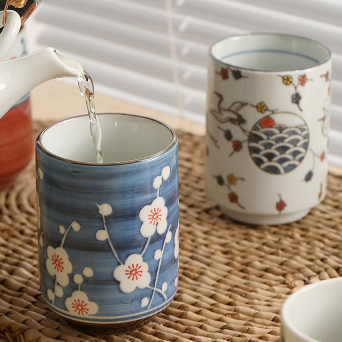 SEWACC 2 Stück Japanische Teetassen aus Keramik mit Handbemaltem Design Hitzebeständig für Tee Zubereitung und Stilvolle Tischdekoration
