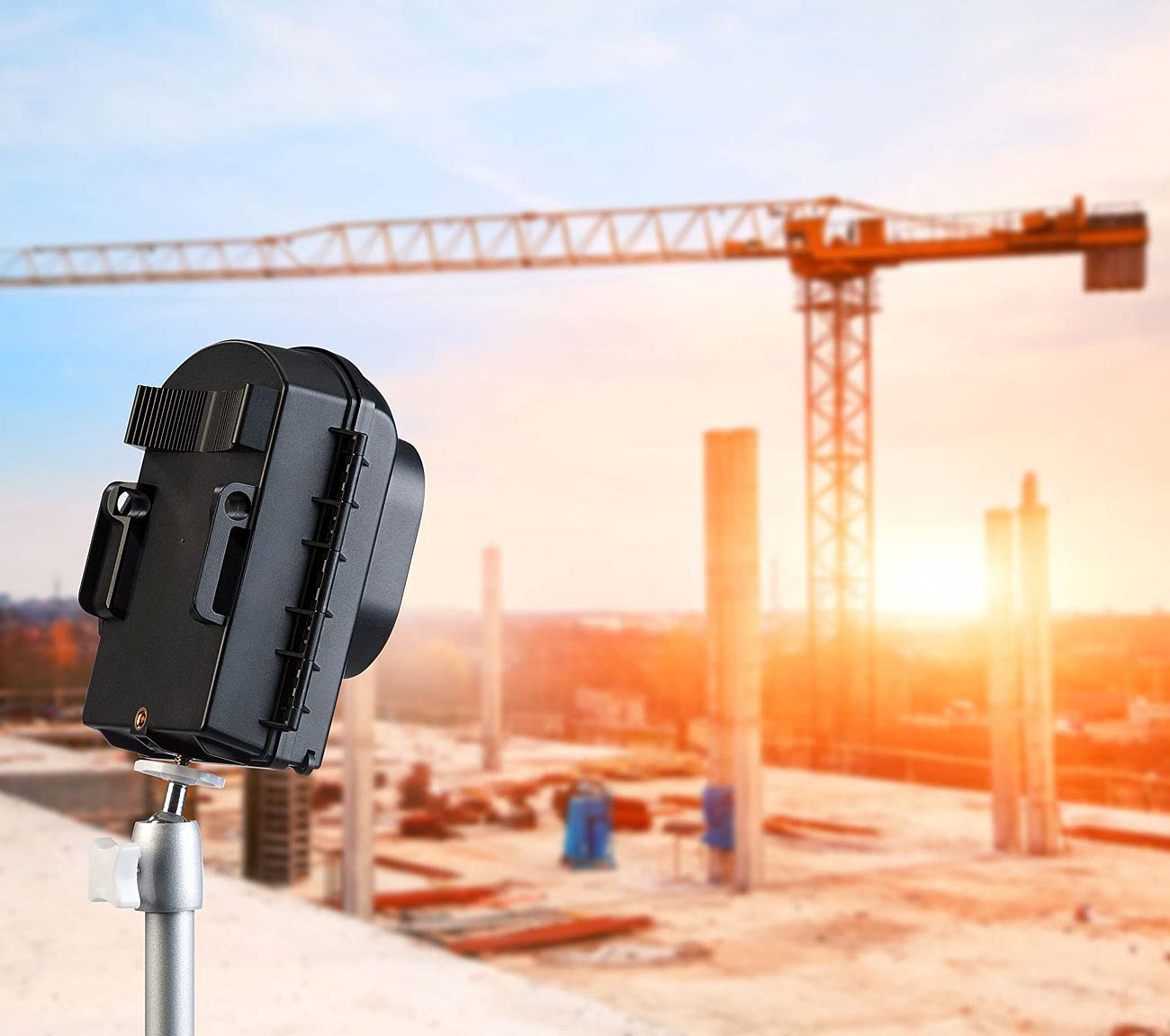 Somikon Baustellenkamera: Full-HD-Zeitraffer-Kamera, 1080p, 1 Jahr Laufzeit, Stativ, 120°, IP66 (Zeitraffer Kamera Baustelle, Zeitraffer Kamera Baustelle Privat, Überwachungskamera außen)