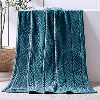 Whale Flotilla Flannel Throw Blanket for Couch, Soft Plush Velvet Fleece Throw Blanket with Decorative Vintage Design, Teal, 130x150 CM