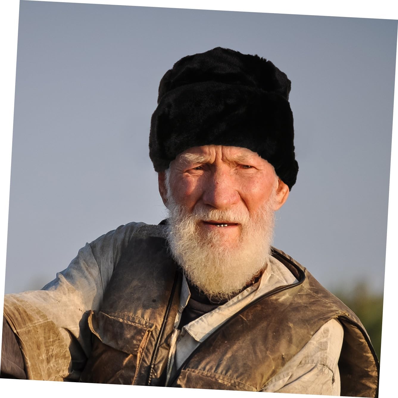 Stylish Faux Fur Hat for Elderly Warm and Comfortable Winter Headwear for Men and Women Fits for Outdoor