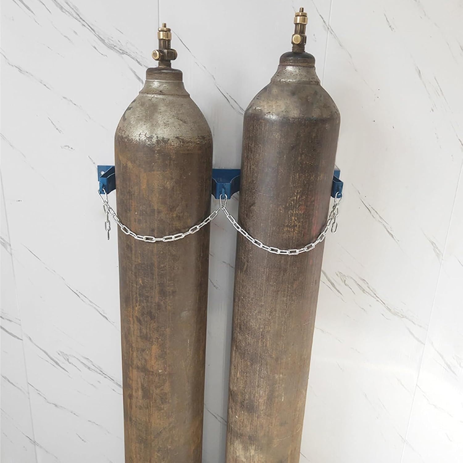 Soporte de cilindro de gas para montaje en pared con cadena protectora, estante fijo de acero para laboratorios hospitales, 13.8 x 7.9 pulgadas