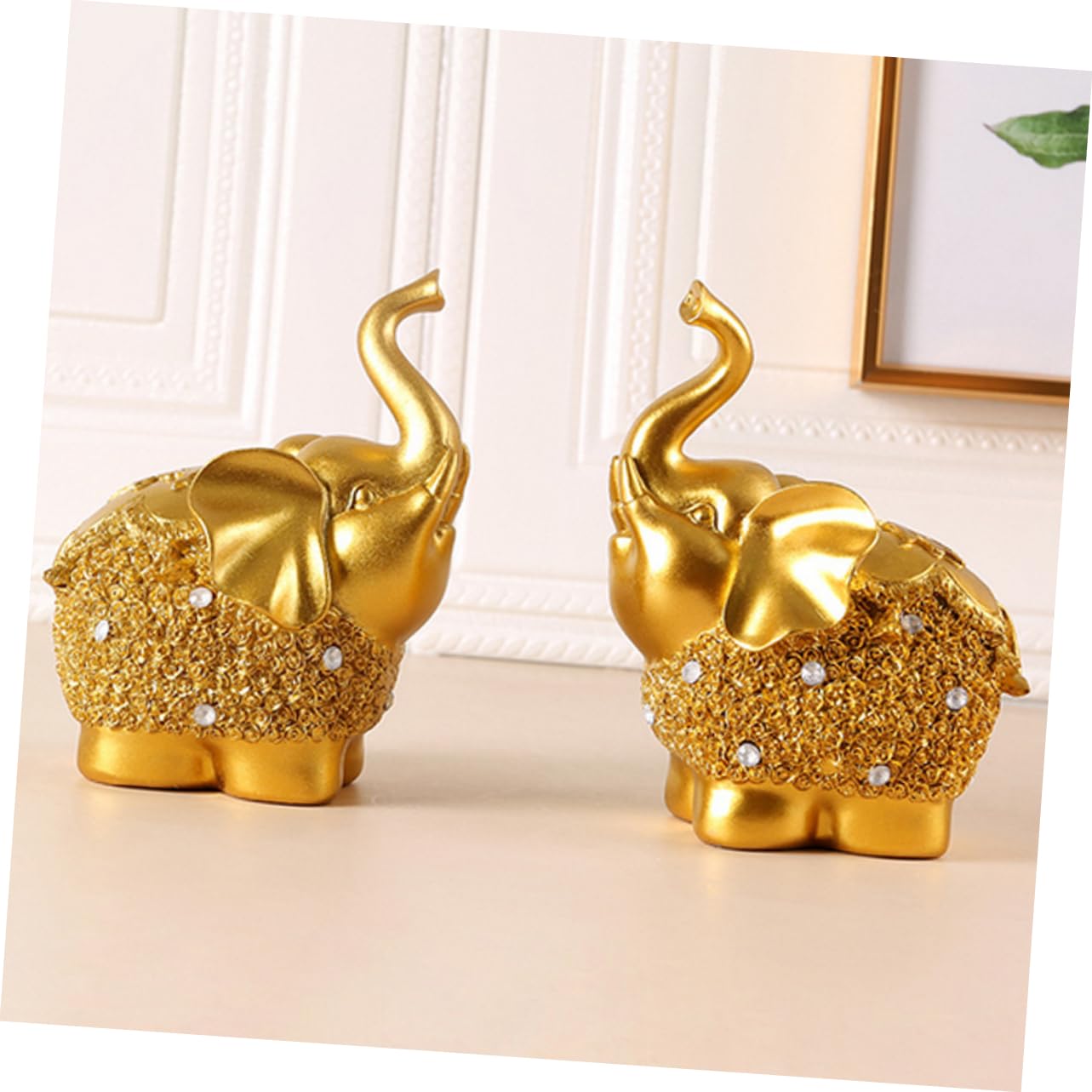 Scultura di Elefante in Resina Dorata 2 Pezzi Base Piatta e Lavorazione Fine, Ornamento Decorativo per Interni e Scrivania, per Inaugurazioni e Arredamento Casa