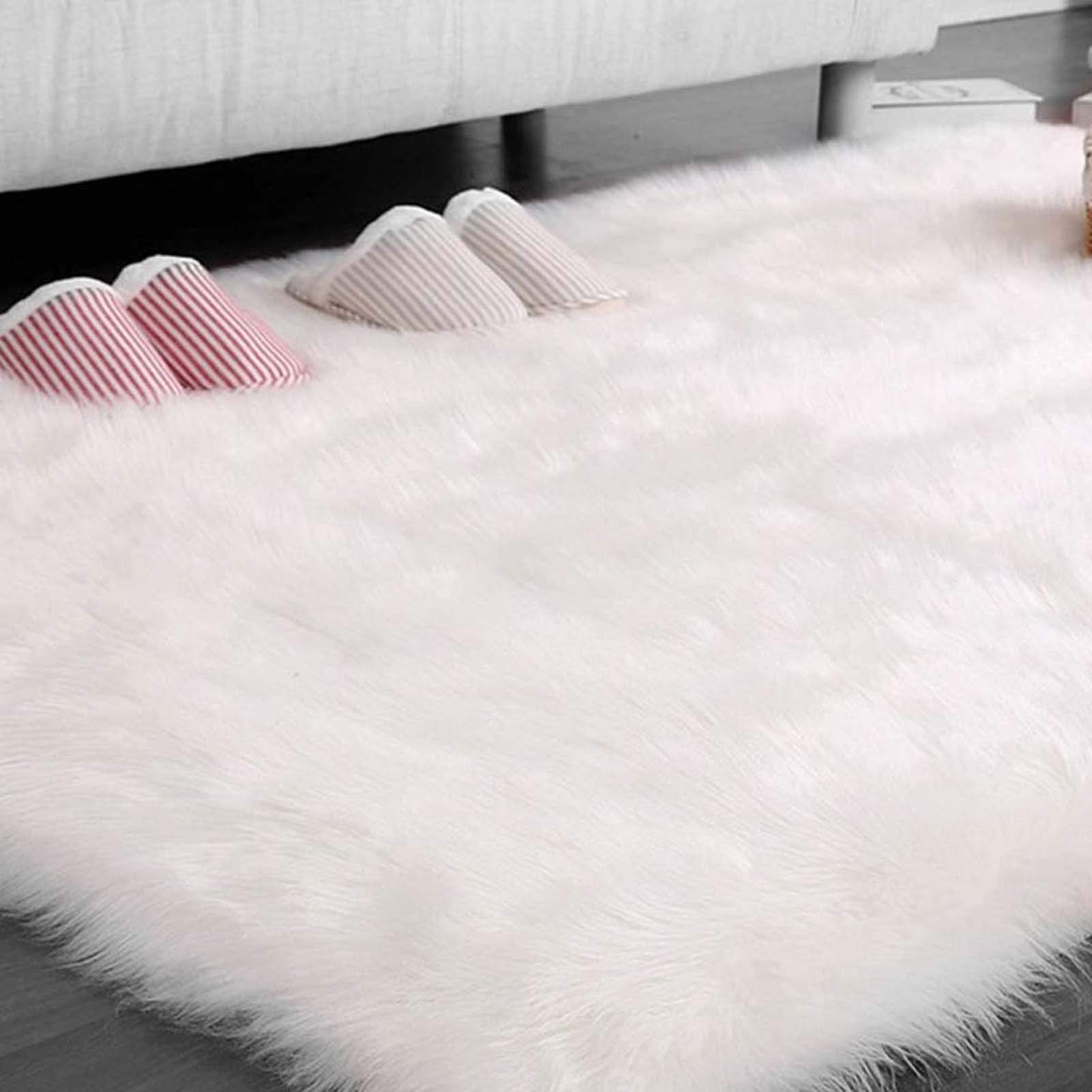 Dywan ze sztucznego futra, miękki, puszysty, 31 x 71 cali, dywaniki z owczej skóry, dywaniki przy łóżku, kudłata, pluszowa podłoga do salonu, sofa, prostokąt