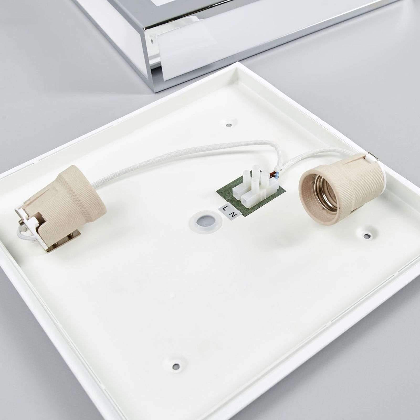 Lindby Plafonnier Salle De Bain Eniola à intensité variable (Moderne) en Argent e. a. pour de bain (à 2 lampes, E27) WC Luminaire Lampe Plafond Eclerage