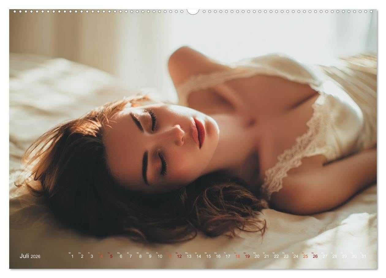 Zwischen Haut und Licht (hochwertiger Premium Wandkalender 2026 DIN A2 quer), Kunstdruck in Hochglanz: Die Poesie des Körpers - ästhetisch, zart und voller stiller Eleganz. (CALVENDO Erotik)